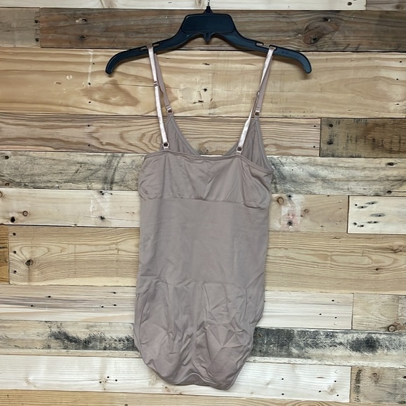 Hey Shape Size L and XL Tan Spaghetti Strap  Snatch Waist Super Stretch Bodysuit - Picture 11 of 12